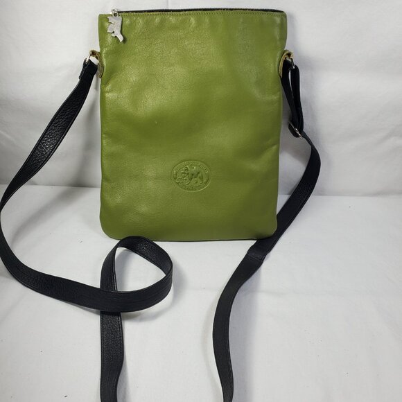 Alaskan Embossed Green Leather Crossbody bag - Picture 2 of 8